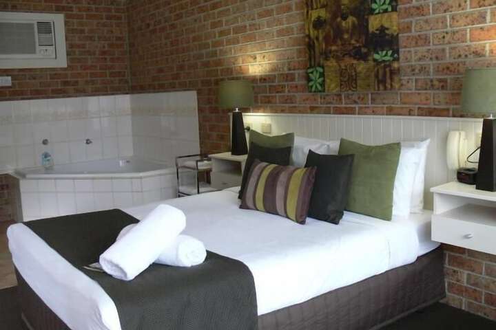 Room 20 of 35