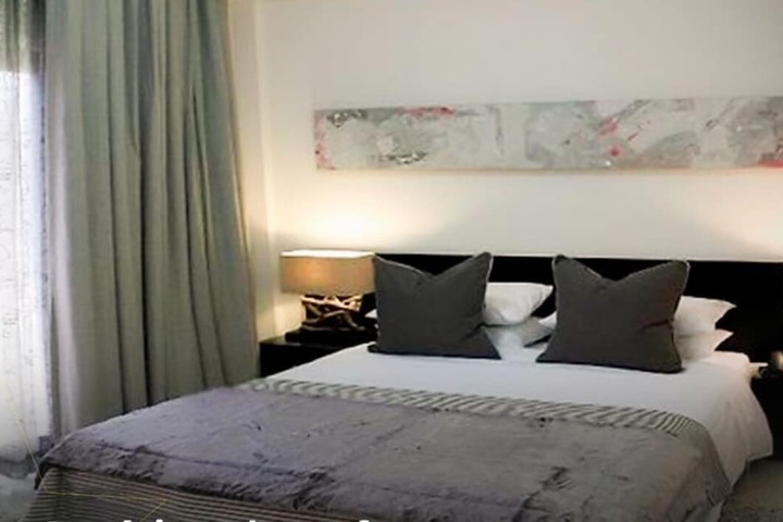 Room 8 of 15