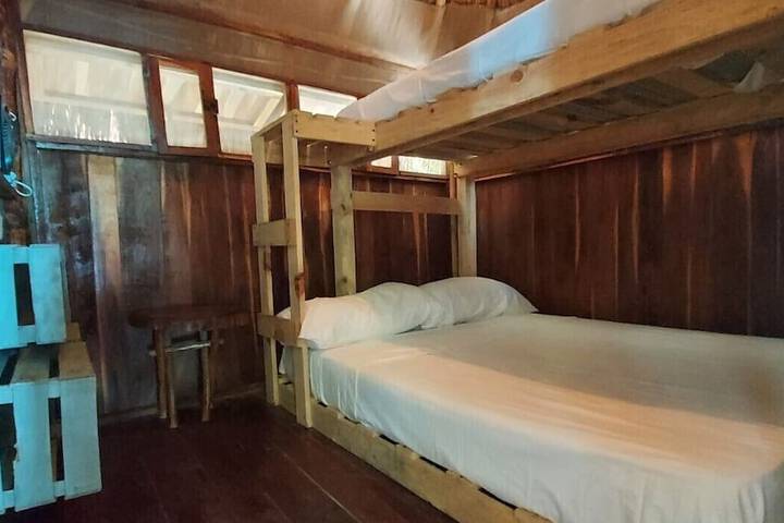 Room 6 of 18