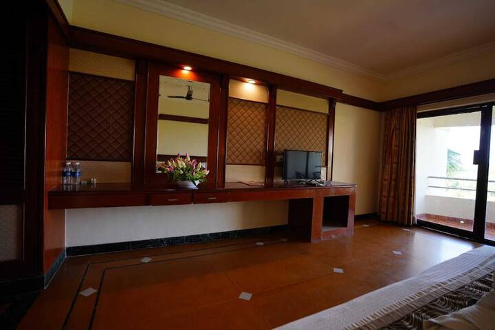 Room 11 of 45