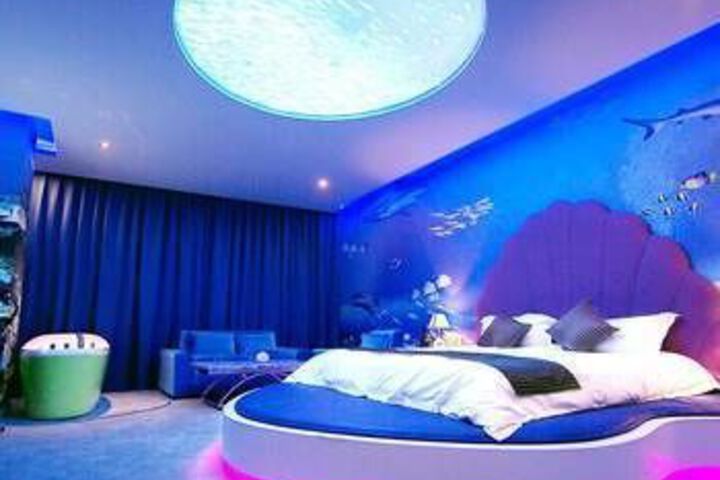 Boli 24 Fang Theme Hotel