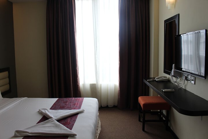 Room 17 of 54