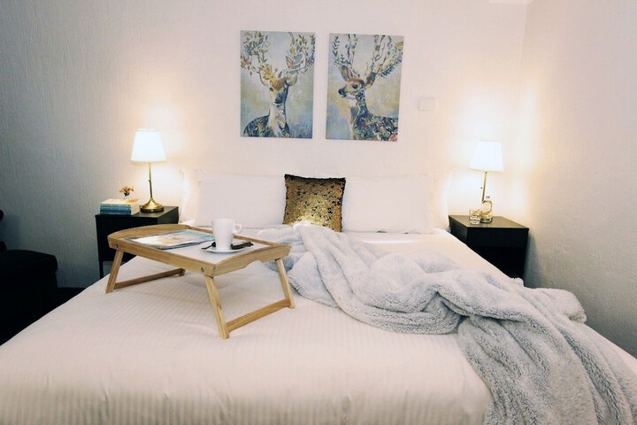 Room 6 of 34