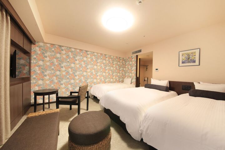 Room 15 of 43