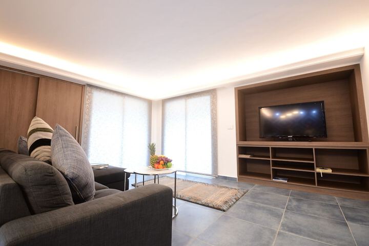Room 20 of 28