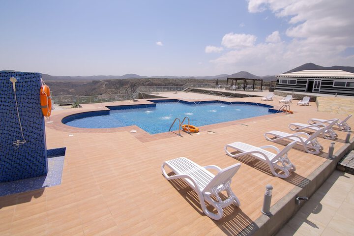 Pool 24 of 49