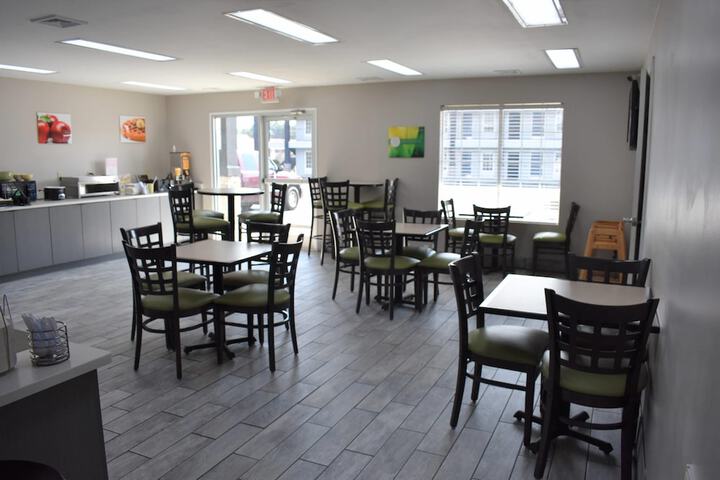 Breakfast area