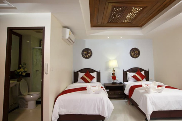 Room 20 of 32