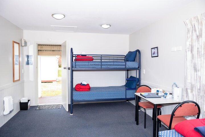Room 21 of 110
