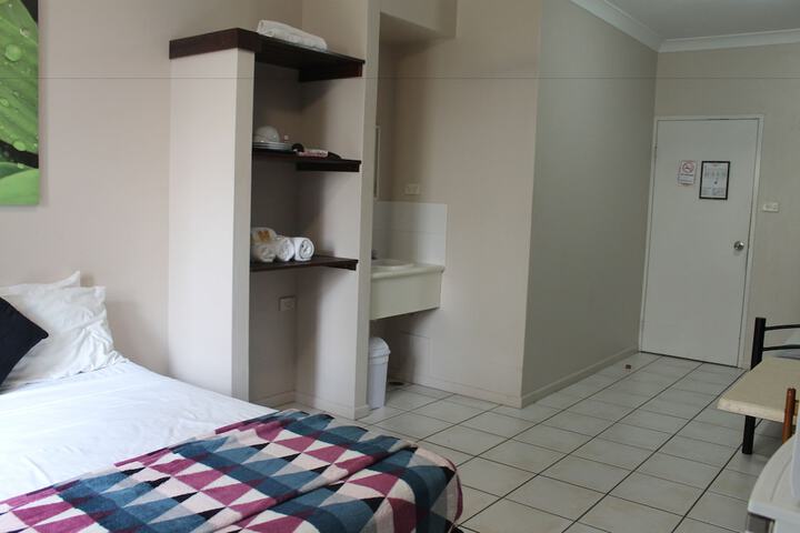 Room 16 of 54