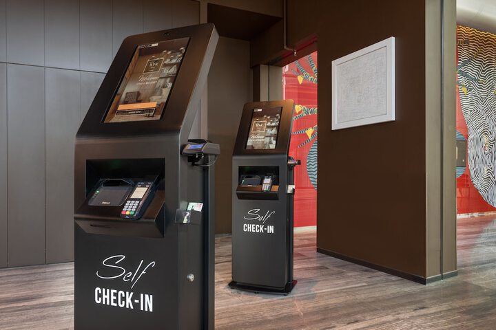 Check-in/check-out kiosk