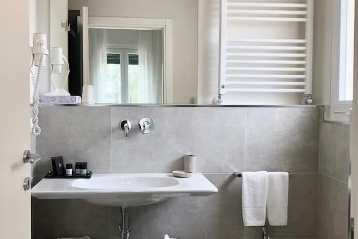 Bathroom Interior Photo
