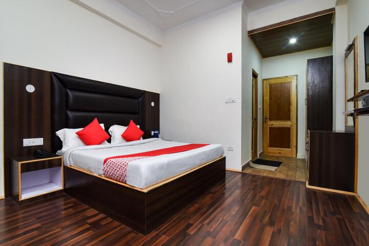 Room 3 of 5