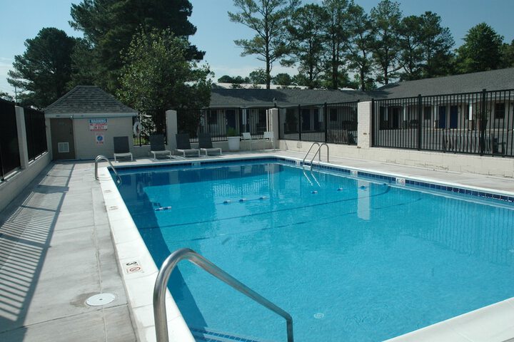 Pool 22 of 44