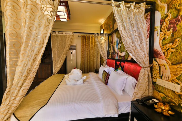 Room 30 of 85
