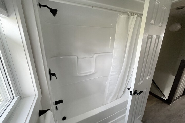 Room 122 of 144