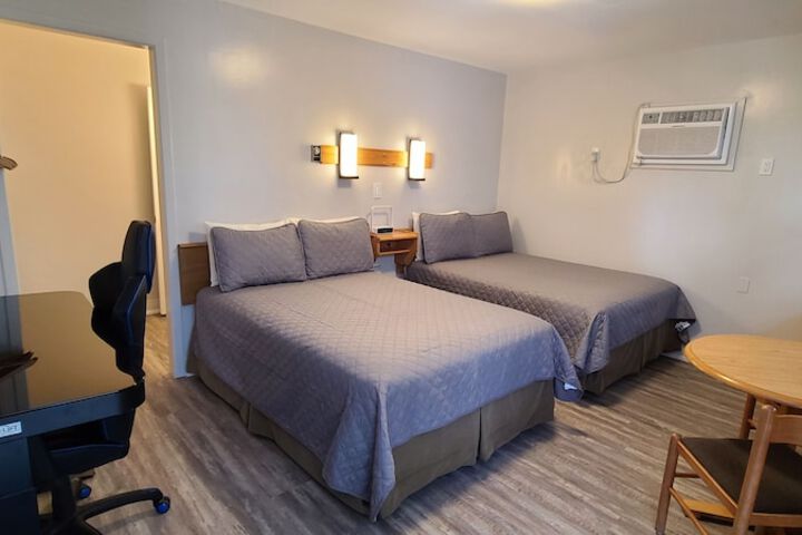 Room 9 of 46