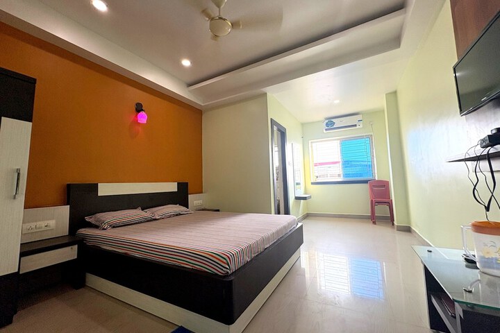 Room 6 of 61