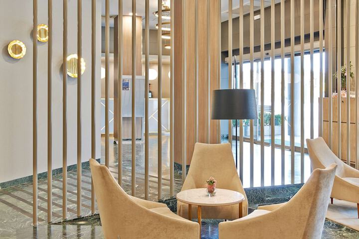 Hotel Lobby