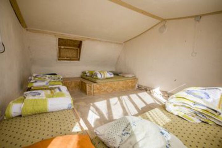 Room 21 of 76