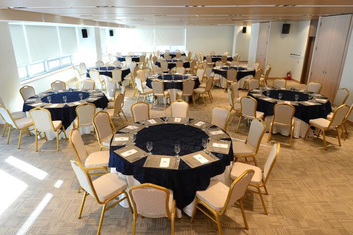 Ballroom/Hall 46 of 50