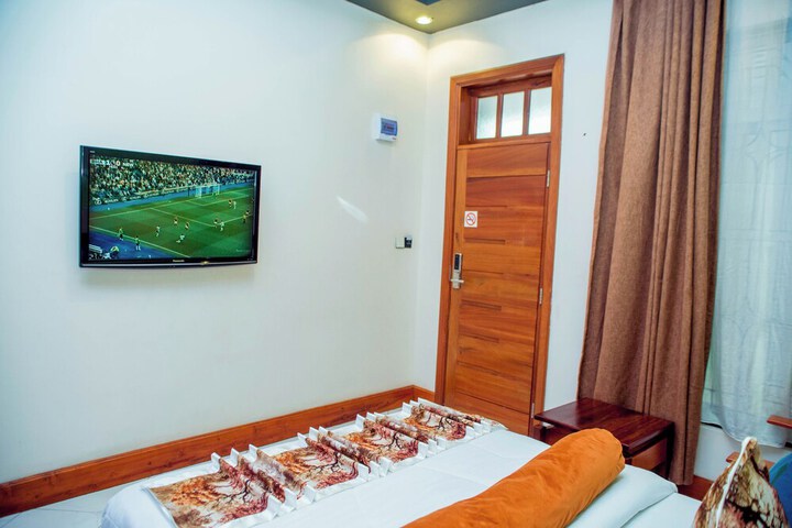 Room 44 of 79