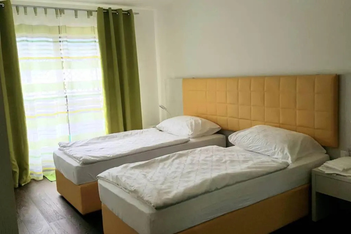 Room 3 of 22