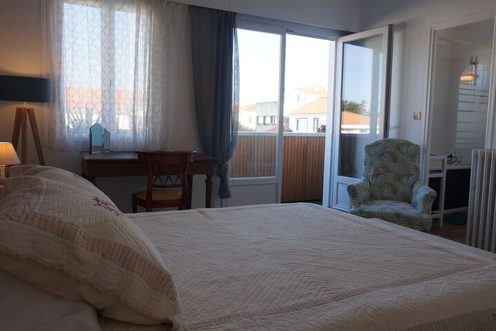 Room 16 of 45