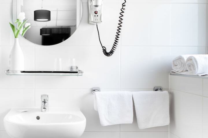 Clean Restrooms