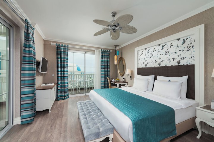 Room 26 of 226