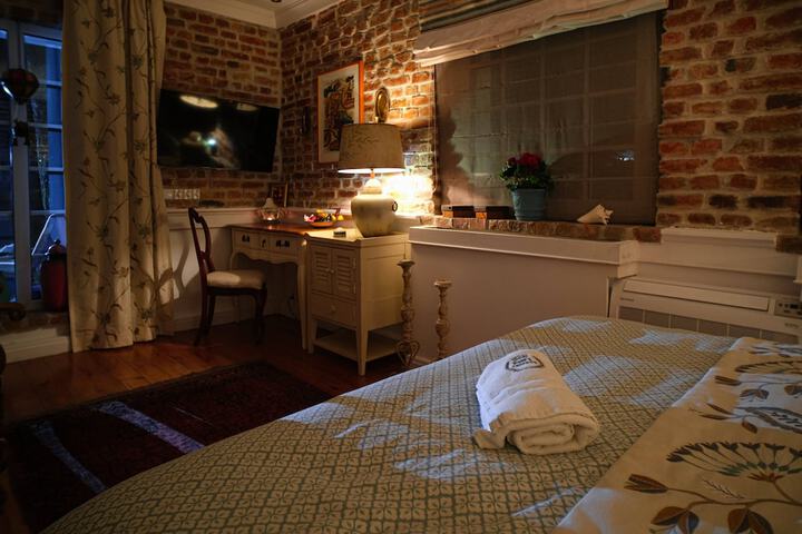 Room 22 of 71