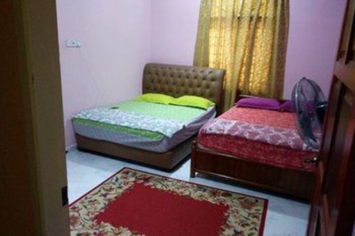 AL ISLAH HOMESTAY