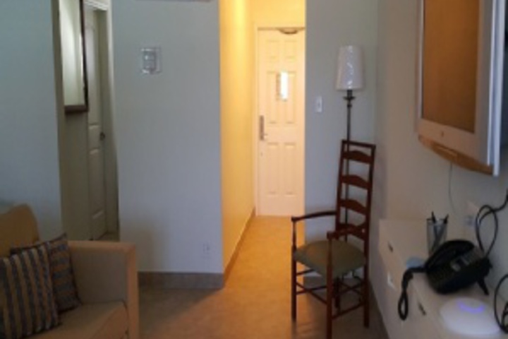 Room 80 of 695