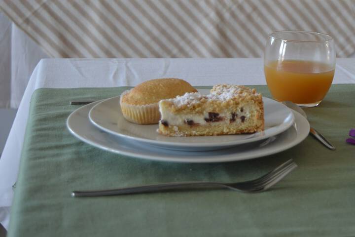 Breakfast/Coffee Service 47 of 96