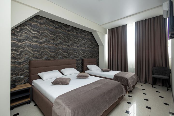 Room 10 of 58