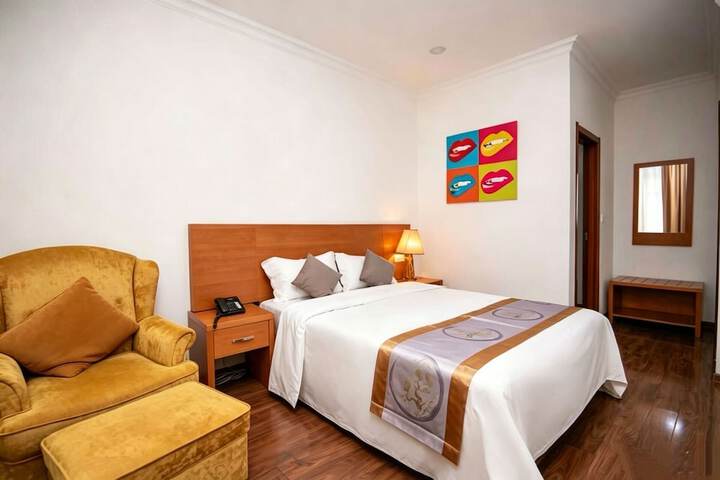 Room 15 of 31
