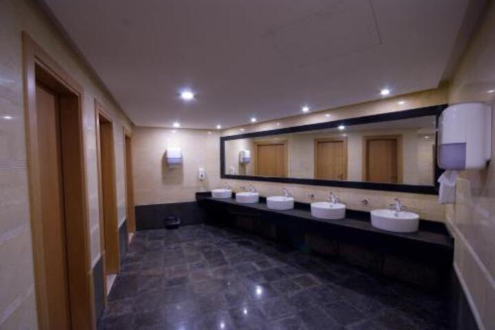 Room 2 of 23