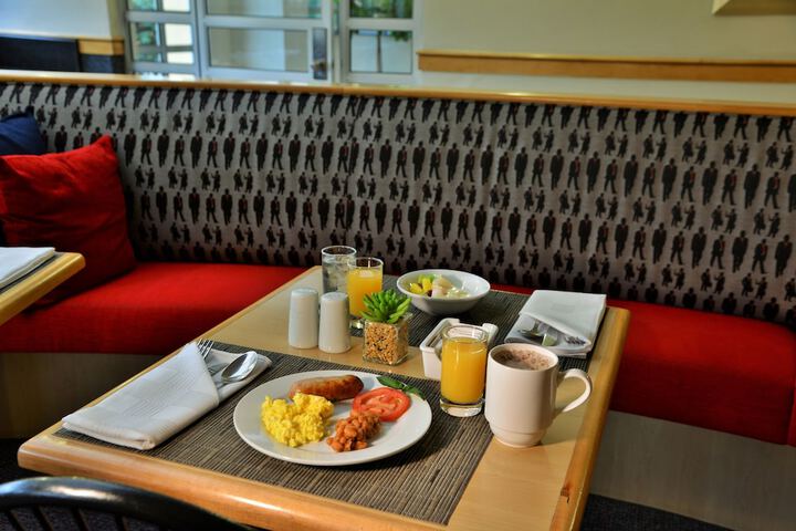 Breakfast meal
