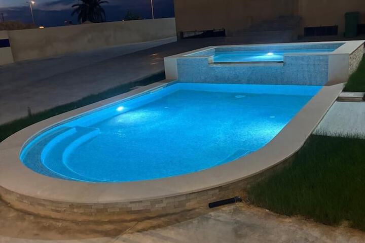 Pool 43 of 68
