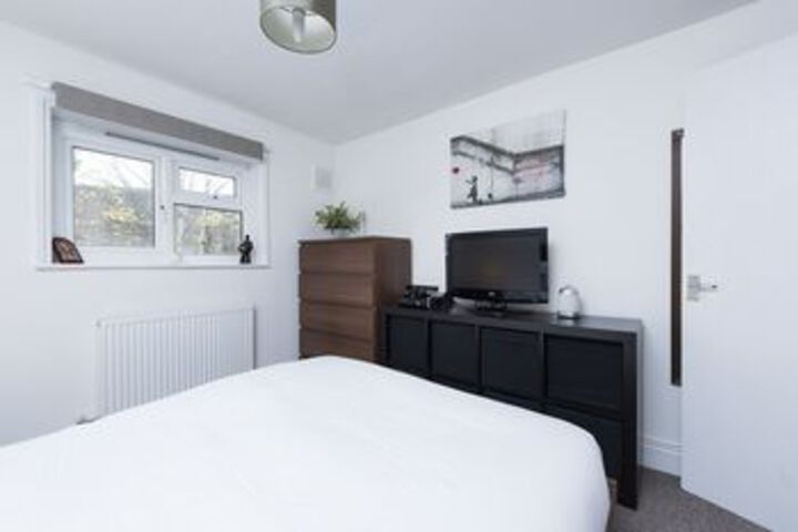 Room 8 of 24