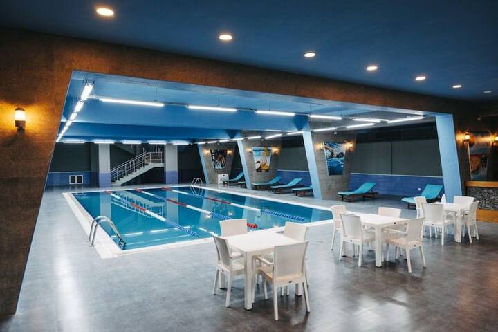 Pool 30 of 42