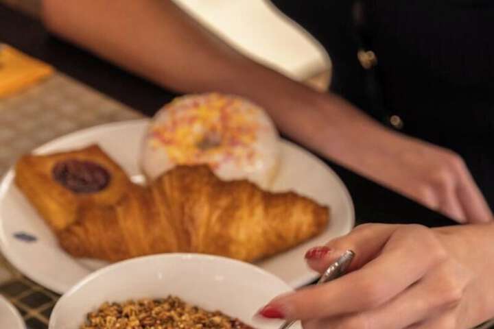 Breakfast/Coffee Service 103 of 122