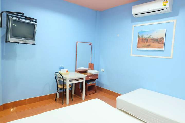 Room 7 of 23