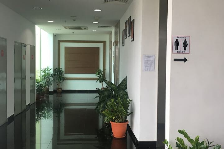 Guest Lobby
