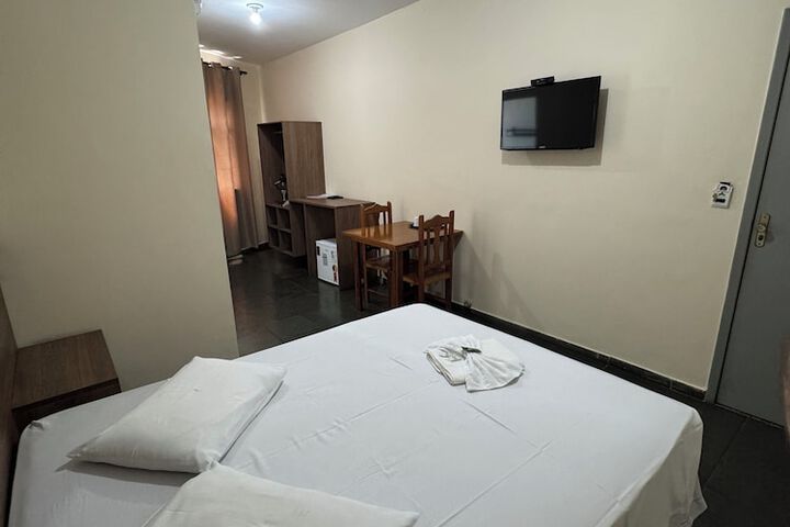 Room 15 of 35