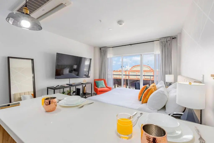 Room 4 of 21