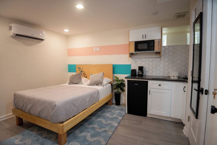 Room 18 of 126