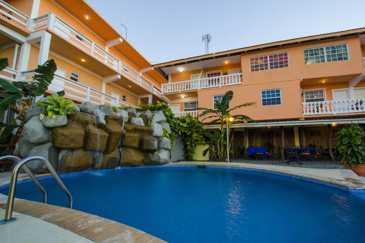 Hotel Pool
