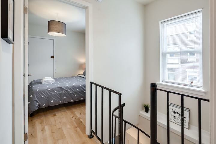 Room 5 of 27