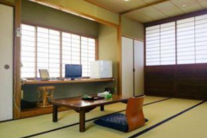 Image of Business Hotel Mikuni (Goto)